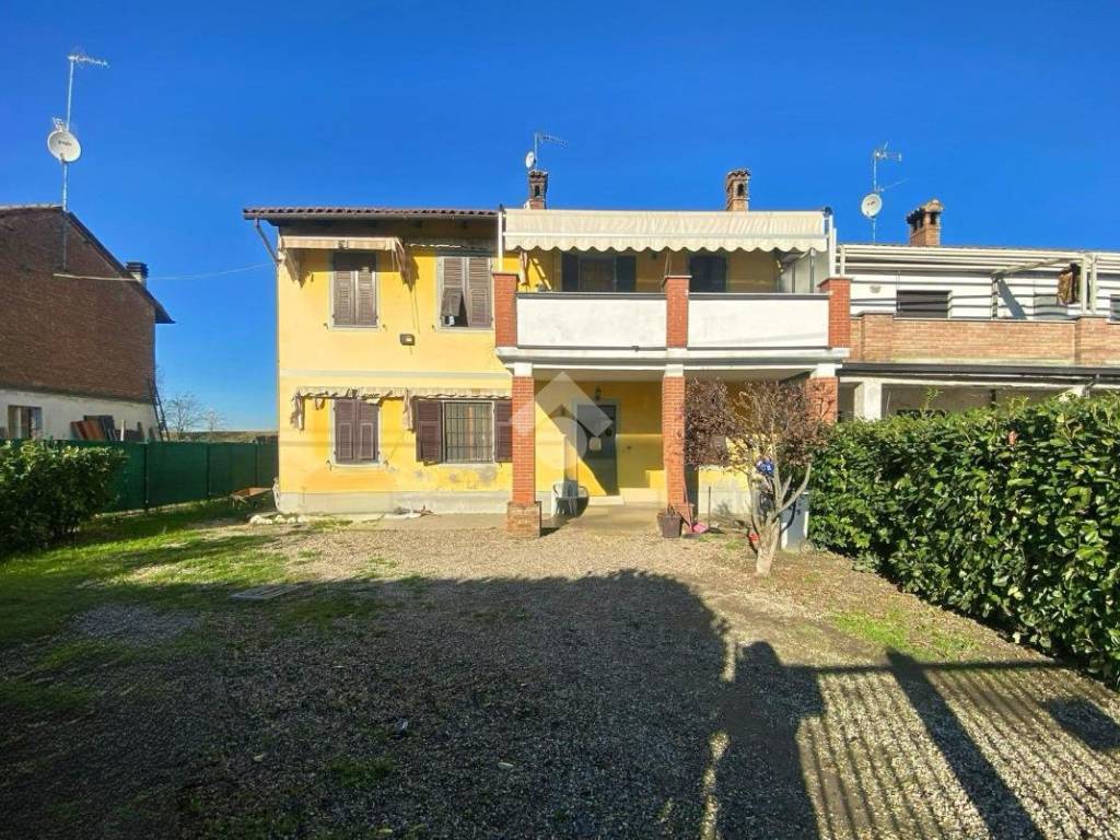 Casa indipendente a Isola sant'antonio in Frazione Capraglia, 8 - Foto 3