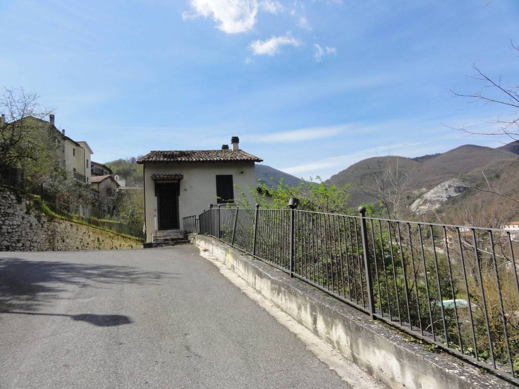 Appartamento a Contigliano in Via Luigi Solidati Tiburzi - Foto 3