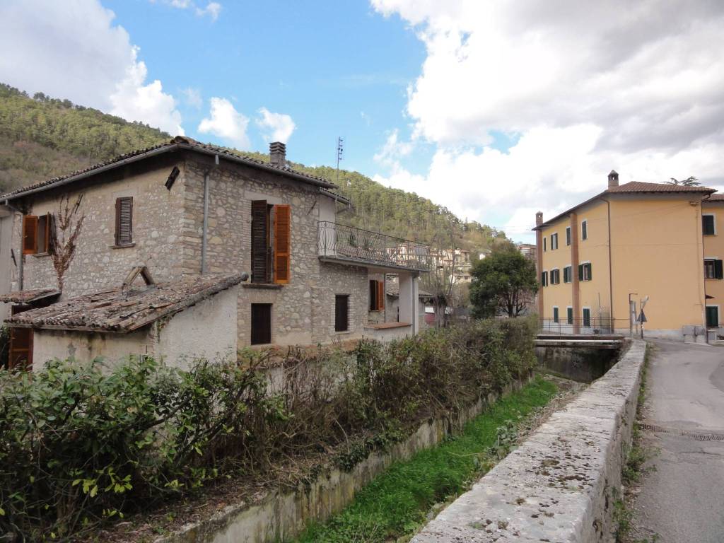 Rustico / casale a Contigliano in Via Francesco Solidati Tiburzi - Foto 3