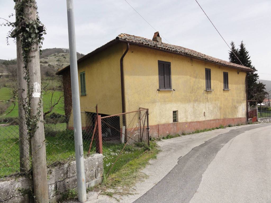 Rustico / casale a Monte san giovanni in sabina in Località San Sebastiano - Foto 2