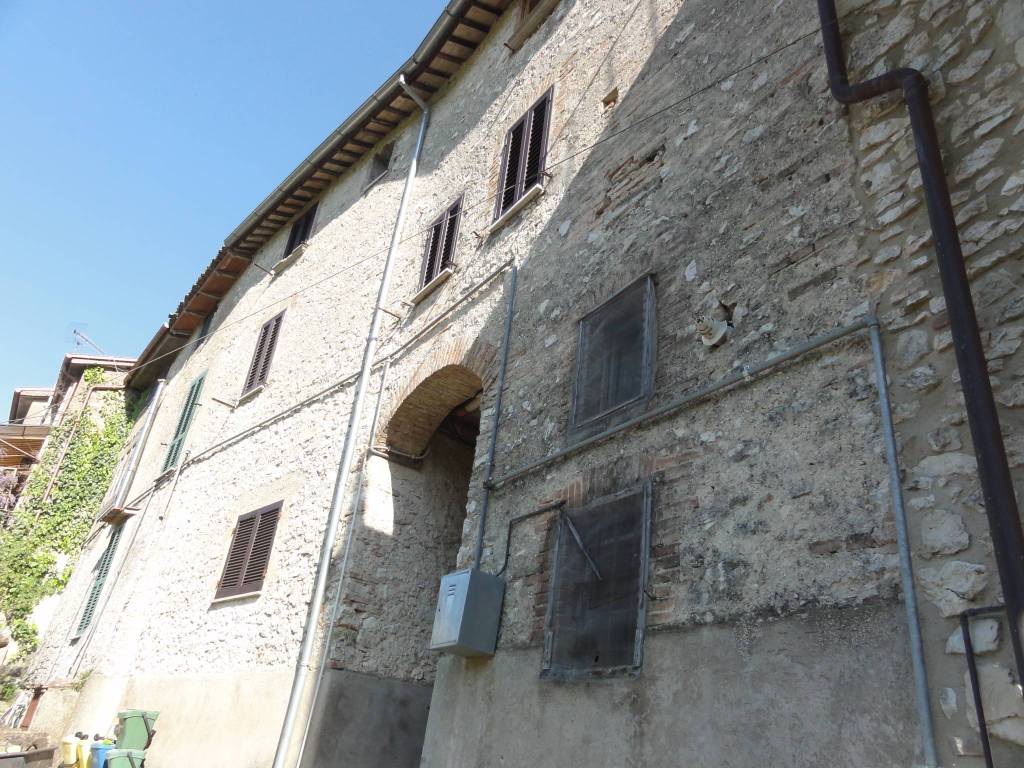 Rustico / casale a Contigliano in Via Francesco Solidati Tiburzi - Foto 3