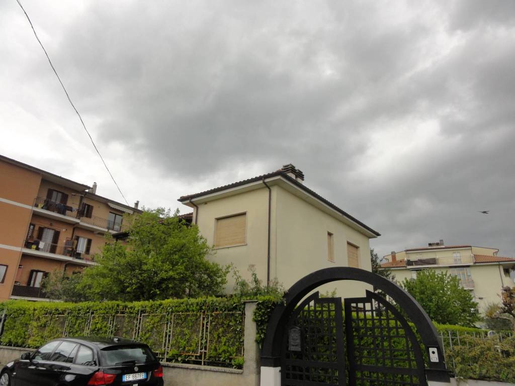 Casa indipendente a Contigliano in Via Venanzio Grossi - Foto 4