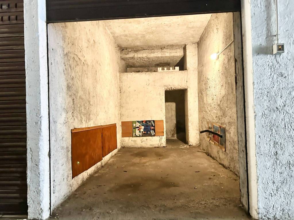 Box / garage a Brescia in Via San Zeno, 144 - Foto 2