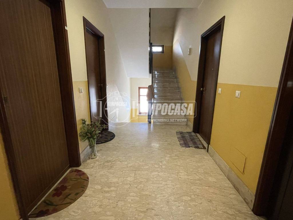 Appartamento a Asti in Via Morando Silvio 13 - Foto 2