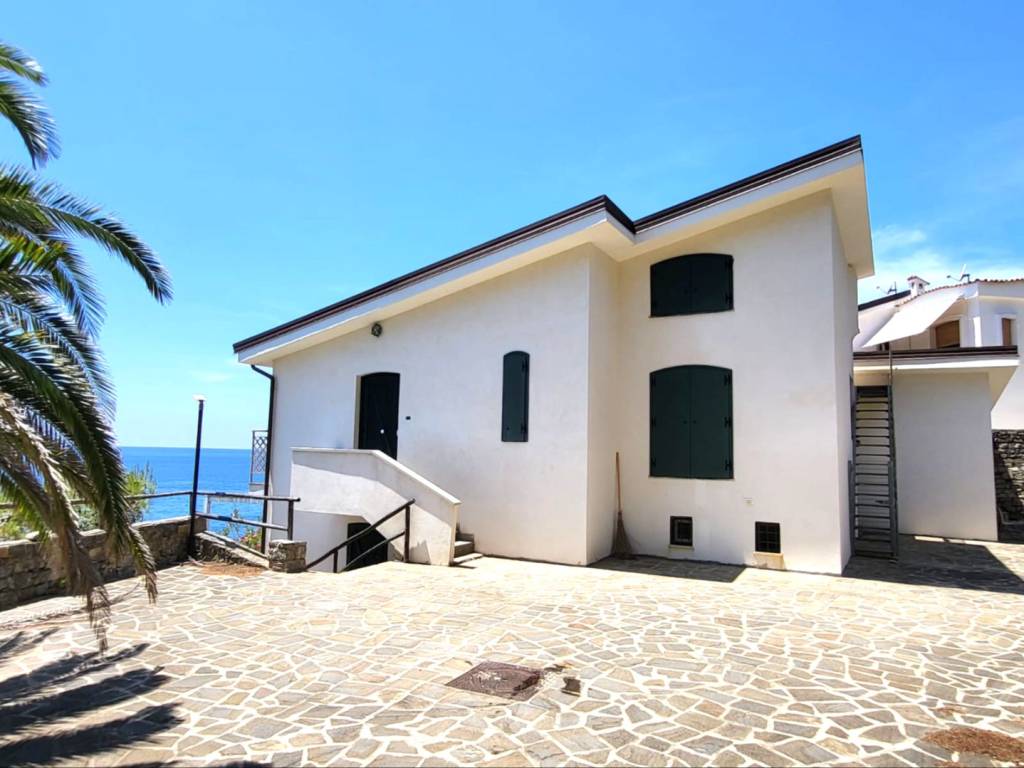 Casa indipendente a Pollica in Via Campo di Mare - Foto 3