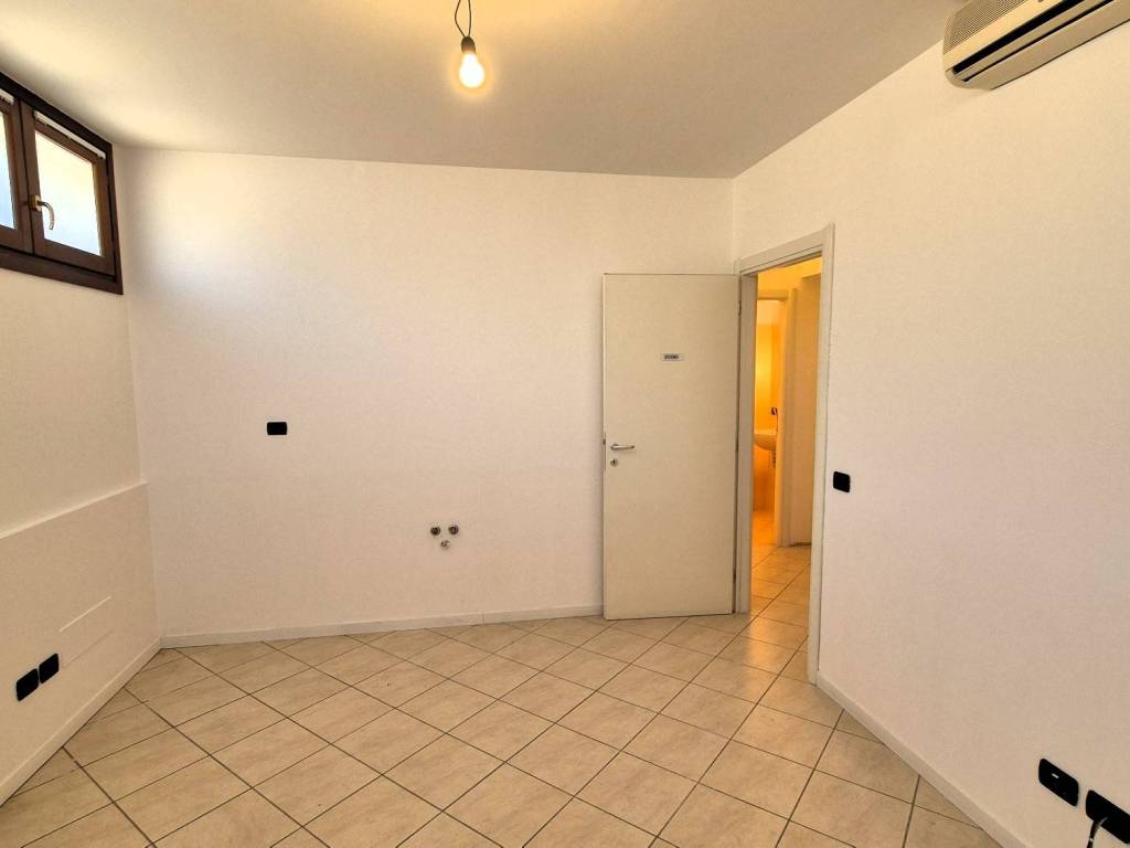 Immobile a Cantù in Via Sant' Adeodato - Foto 3