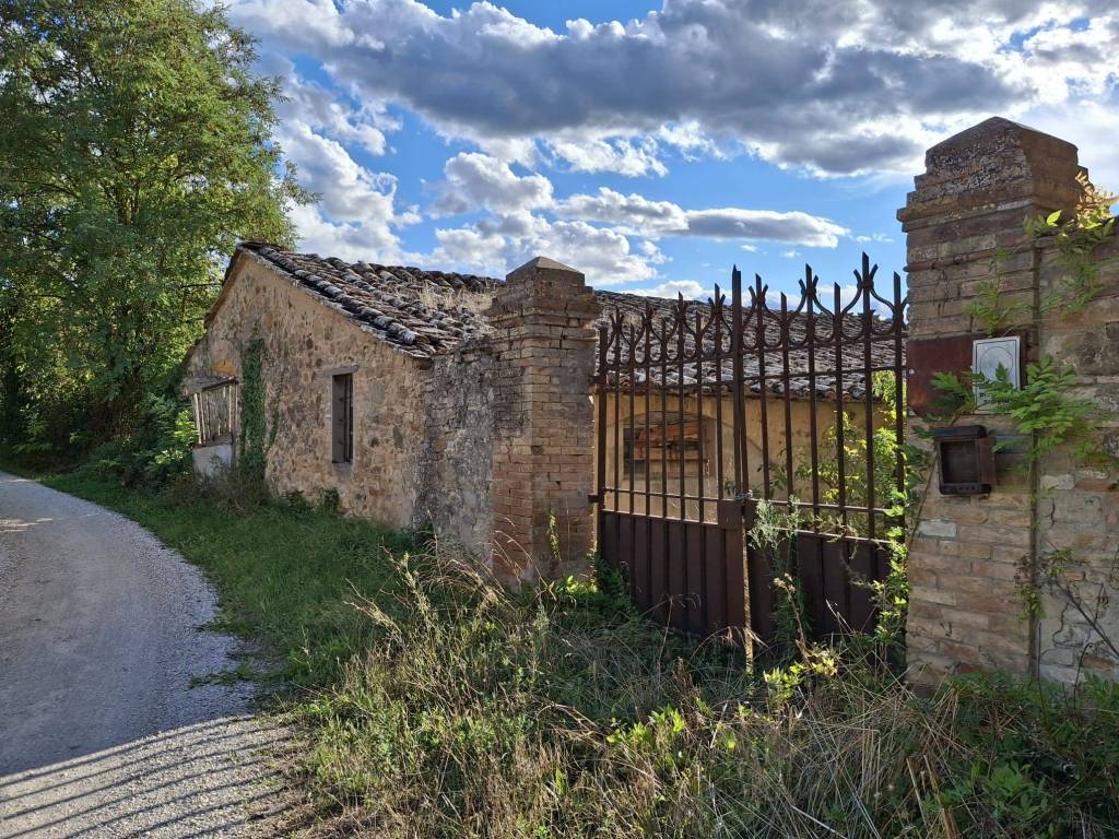 Rustico / casale a Umbertide in Località Colle del Sole - Foto 3
