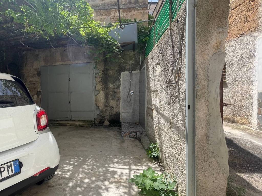 Casa indipendente a Cinisi in Via San Pietro - Foto 3