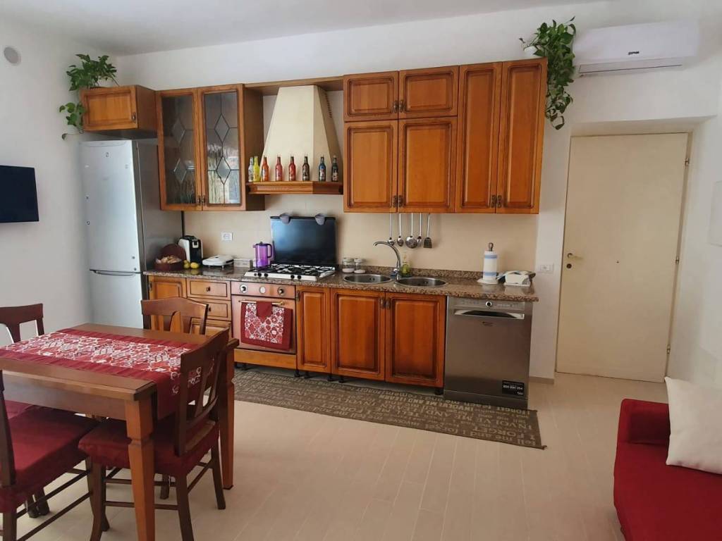 Appartamento a Terracina in Via delle Arene, 236 - Foto 2
