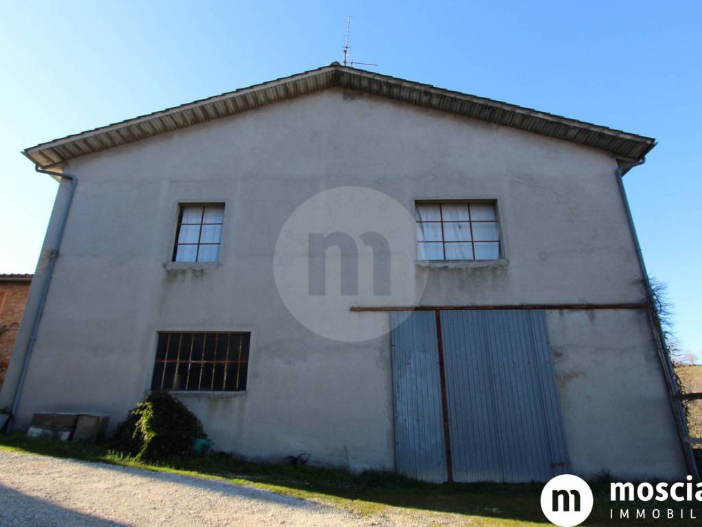 Casa indipendente a Matelica in Via Piane, 76 - Foto 3