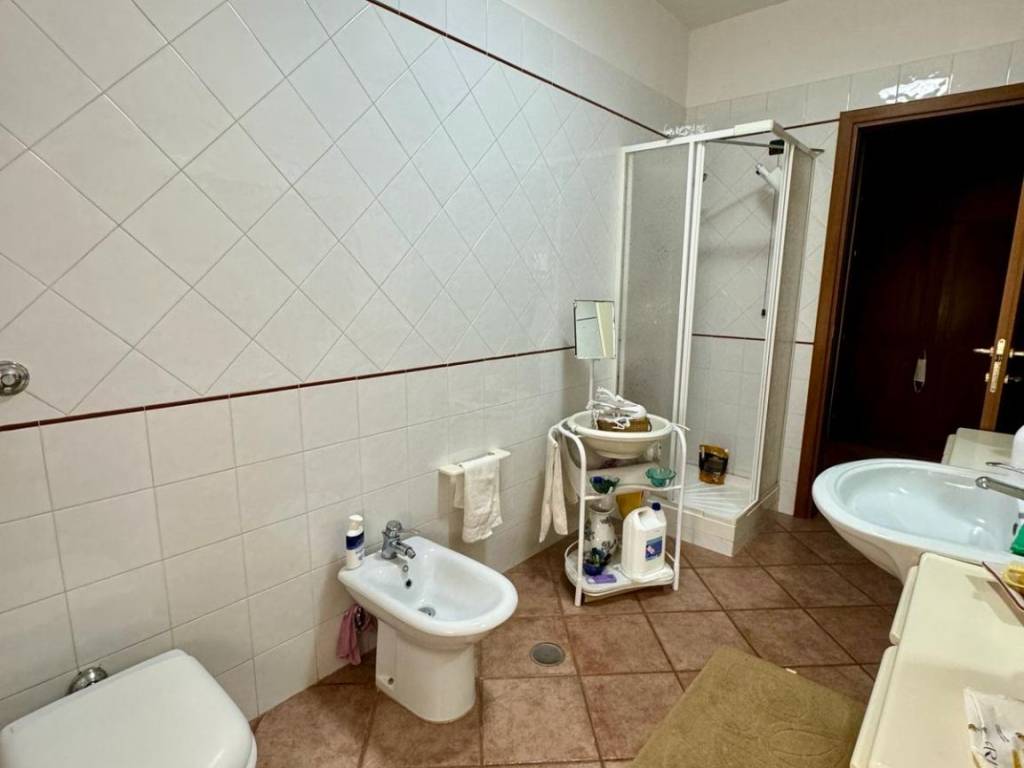 Villa a Avellino in Contrada Sant'Eustacchio - Avellino - Foto 5