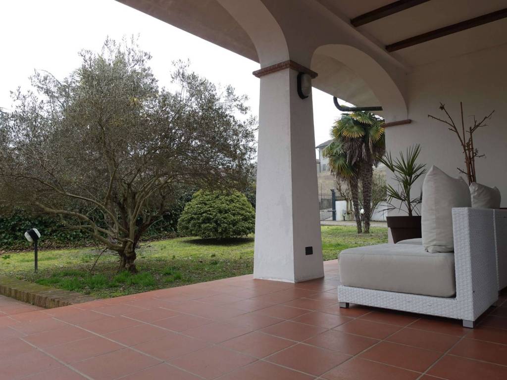 Villa a Isola d'asti in Viale della Rimembranza - Foto 3