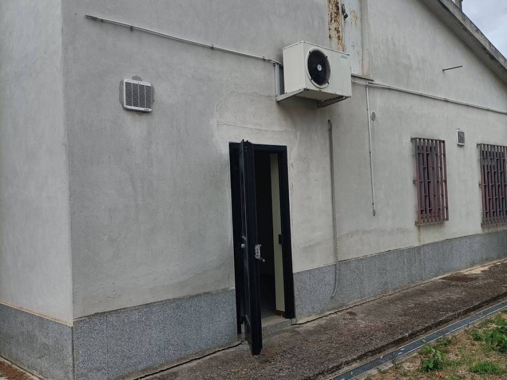 Appartamento a Collecorvino in Viale dei Pini - Foto 4