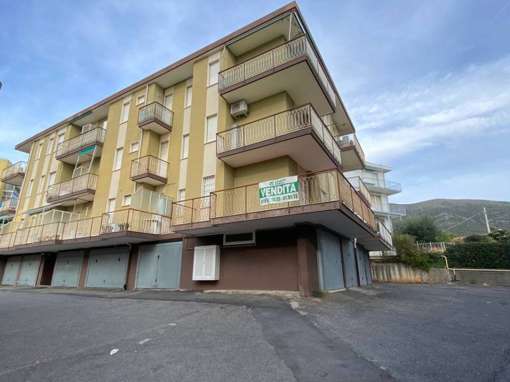 Appartamento a Ceriale in Via Alba - Foto 2