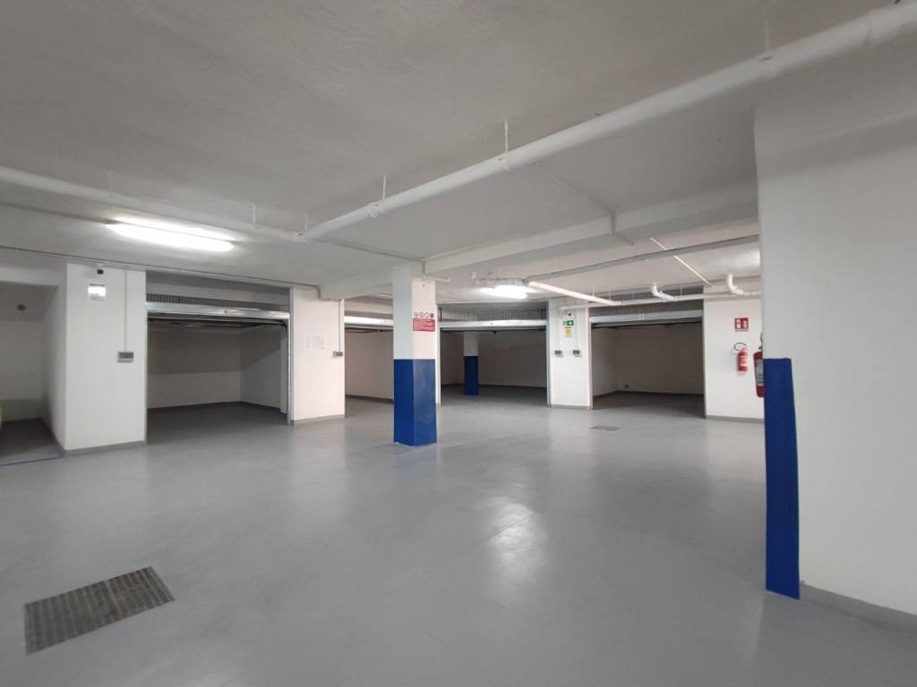 Box / garage a Brindisi in Via Marco Valerio - Foto 4