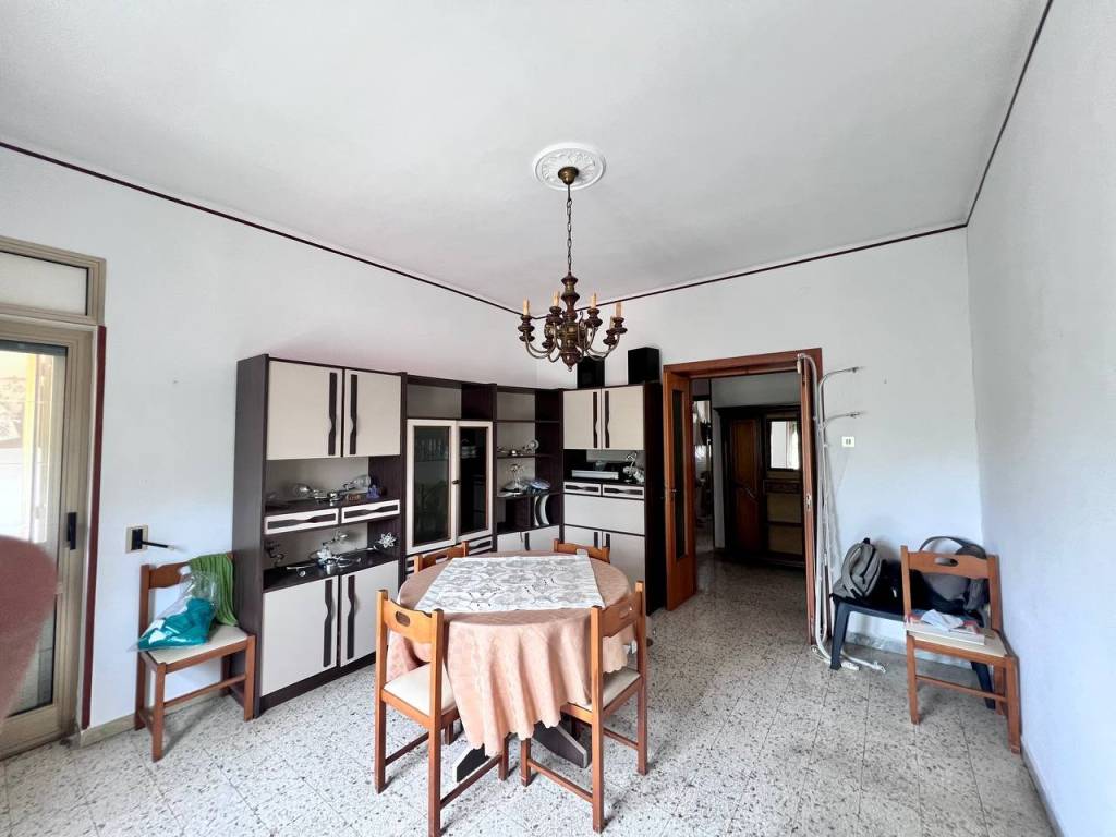 Appartamento a Brindisi in Piazza Antonio Muratori - Foto 3
