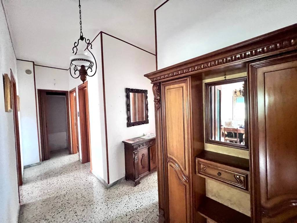 Appartamento a Brindisi in Piazza Antonio Muratori - Foto 5