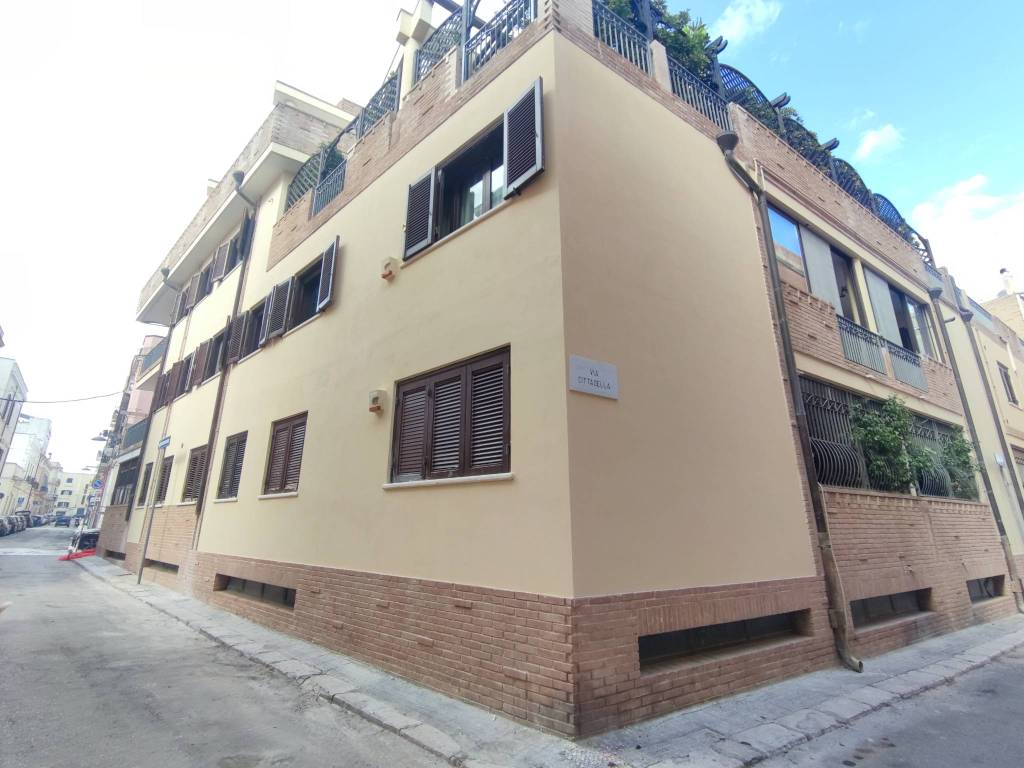 Appartamento a Brindisi in Via Cittadella Nuova - Foto 4