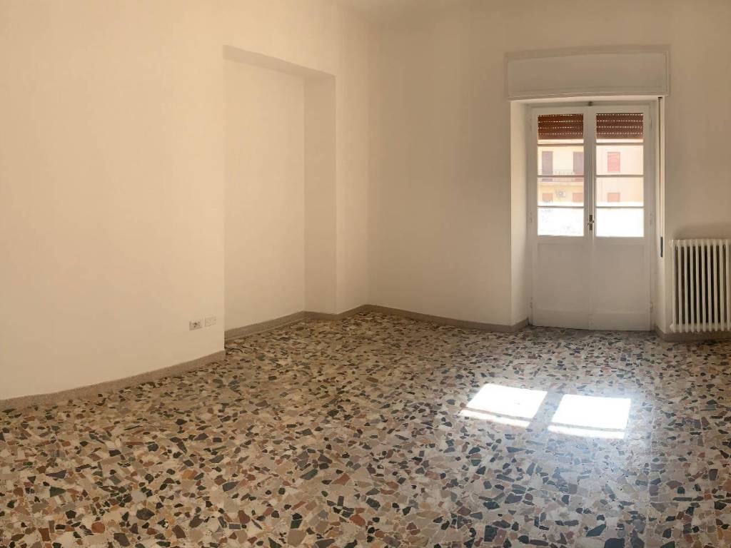 Immobile a Nuoro in Via La Marmora - Foto 2