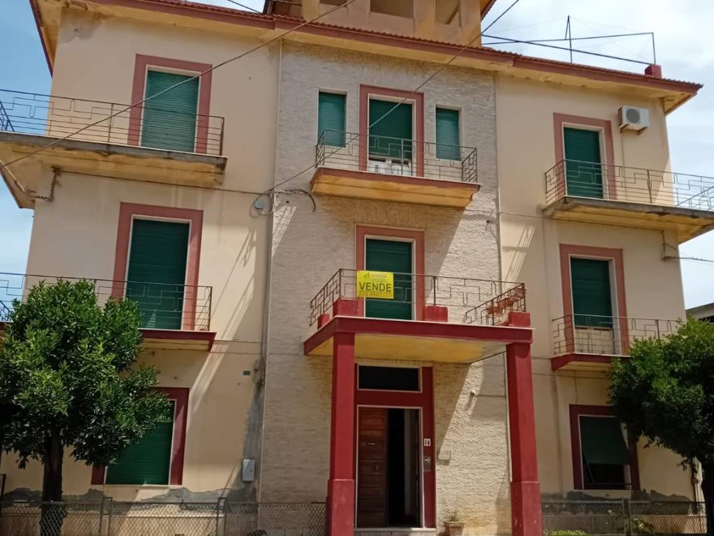 Palazzo / stabile a Bianco in Via Marchese - Foto 4