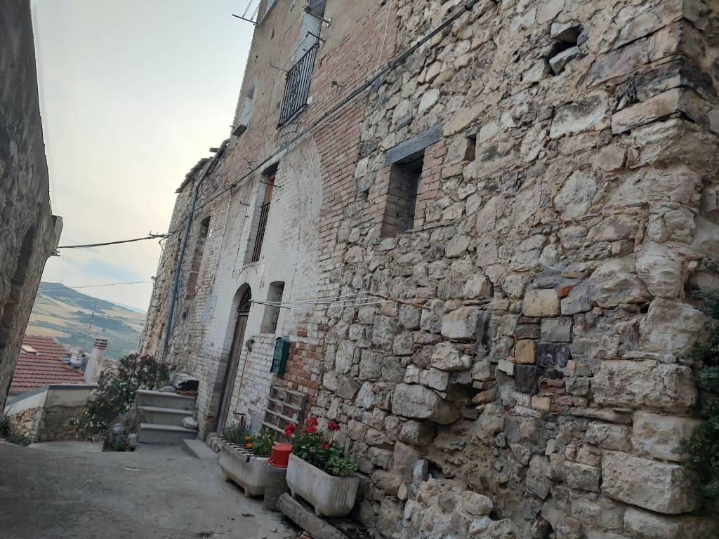 Casa indipendente a Montenero di bisaccia - Foto 4