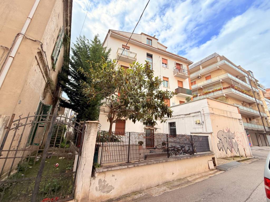 Appartamento a Pescara in Via Bari, 71 - Foto 2