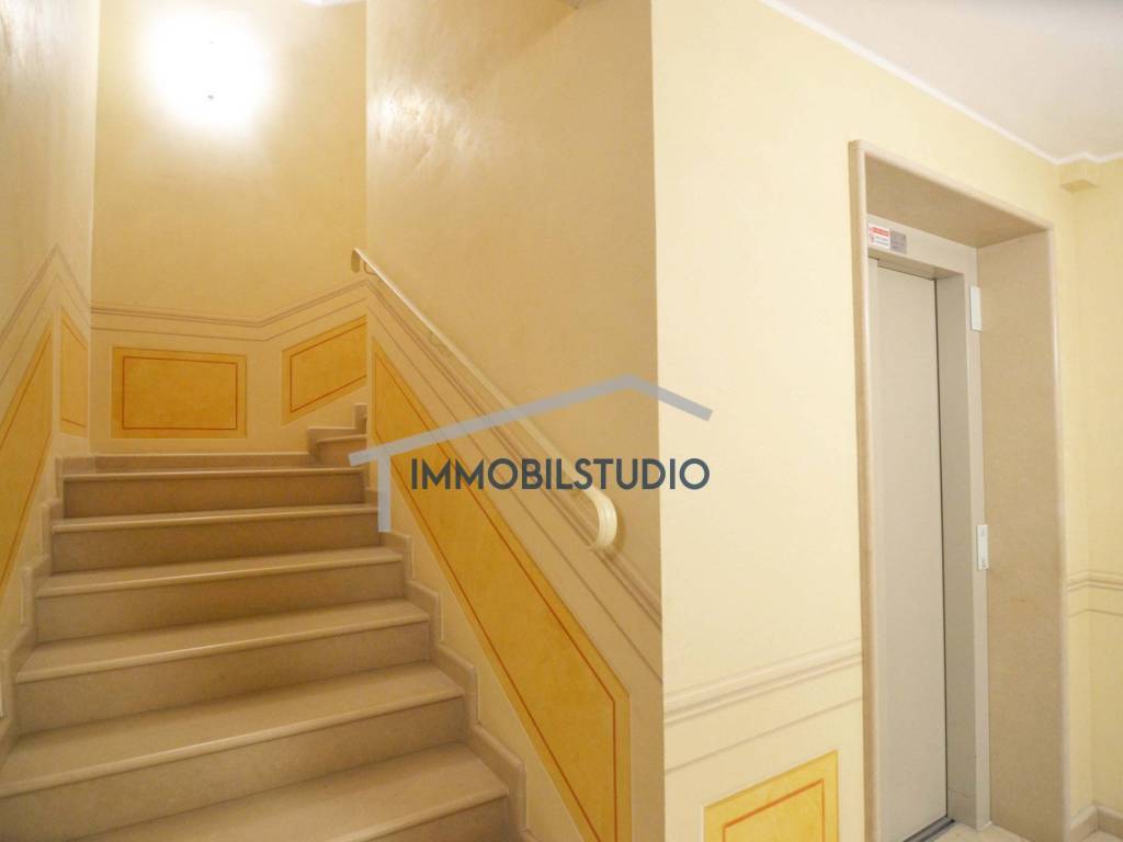 Appartamento a Busto arsizio in Via Giacomo Matteotti - Foto 4