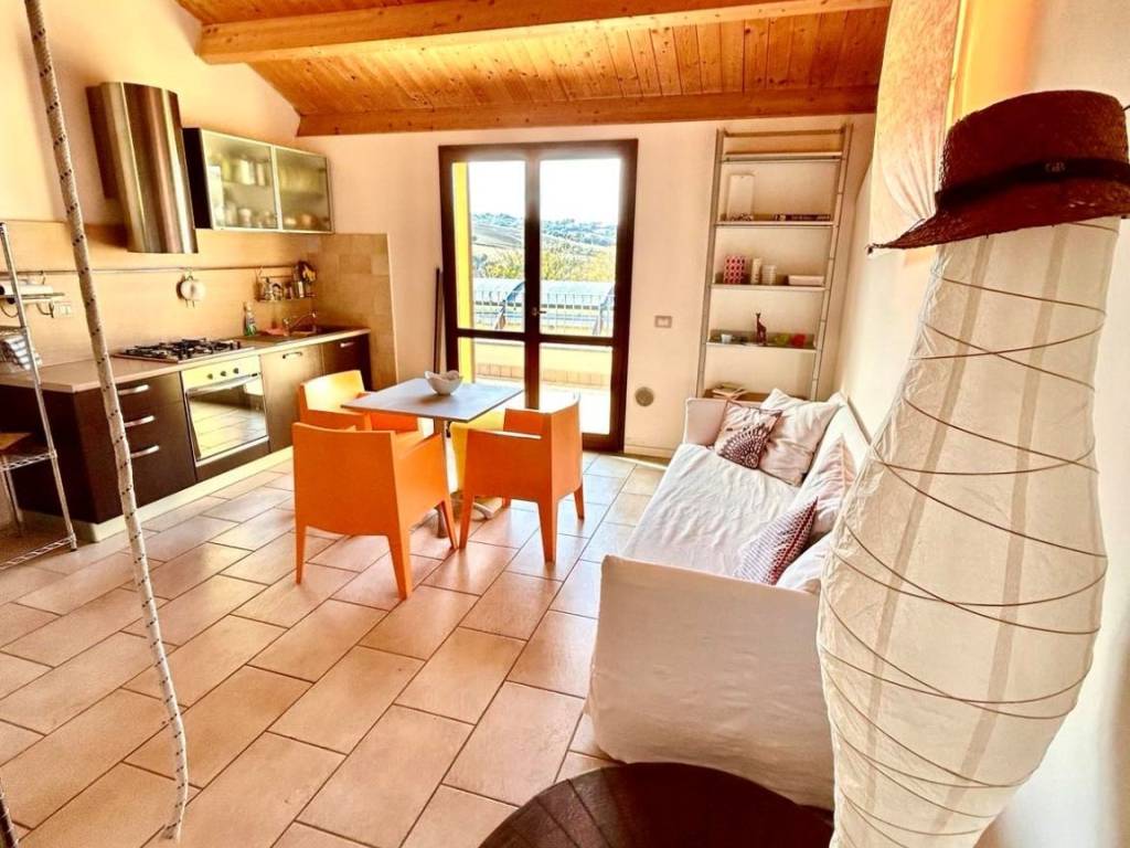 Appartamento a Sirolo in Via Gugliormella - Foto 2