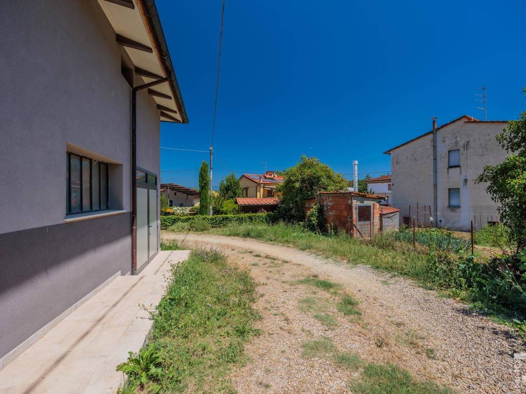 Villa a Bucine in Via Trento - Foto 4