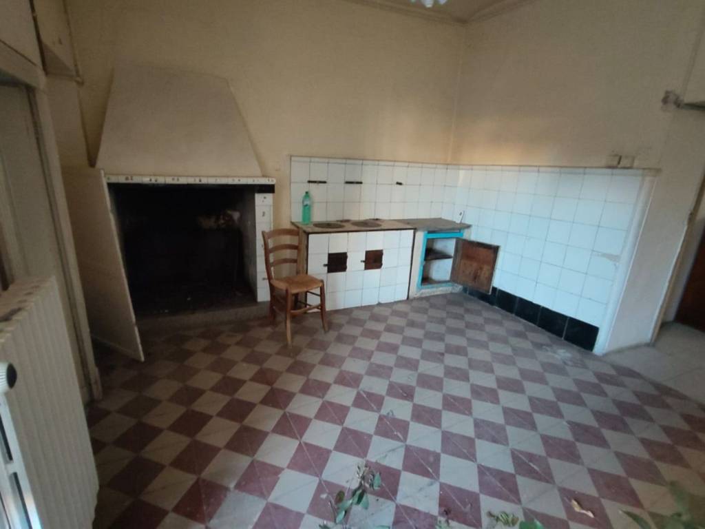 Casa indipendente a Guglionesi in Via Galterio - Foto 4