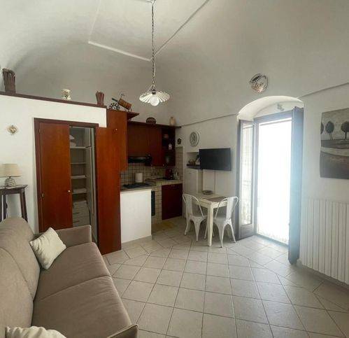 Appartamento a Ostuni in Via Pacuvio 25 - Foto 2
