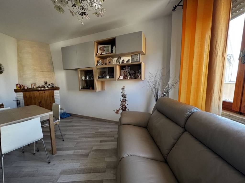 Appartamento a Jesi in Via 20 Luglio - Foto 2