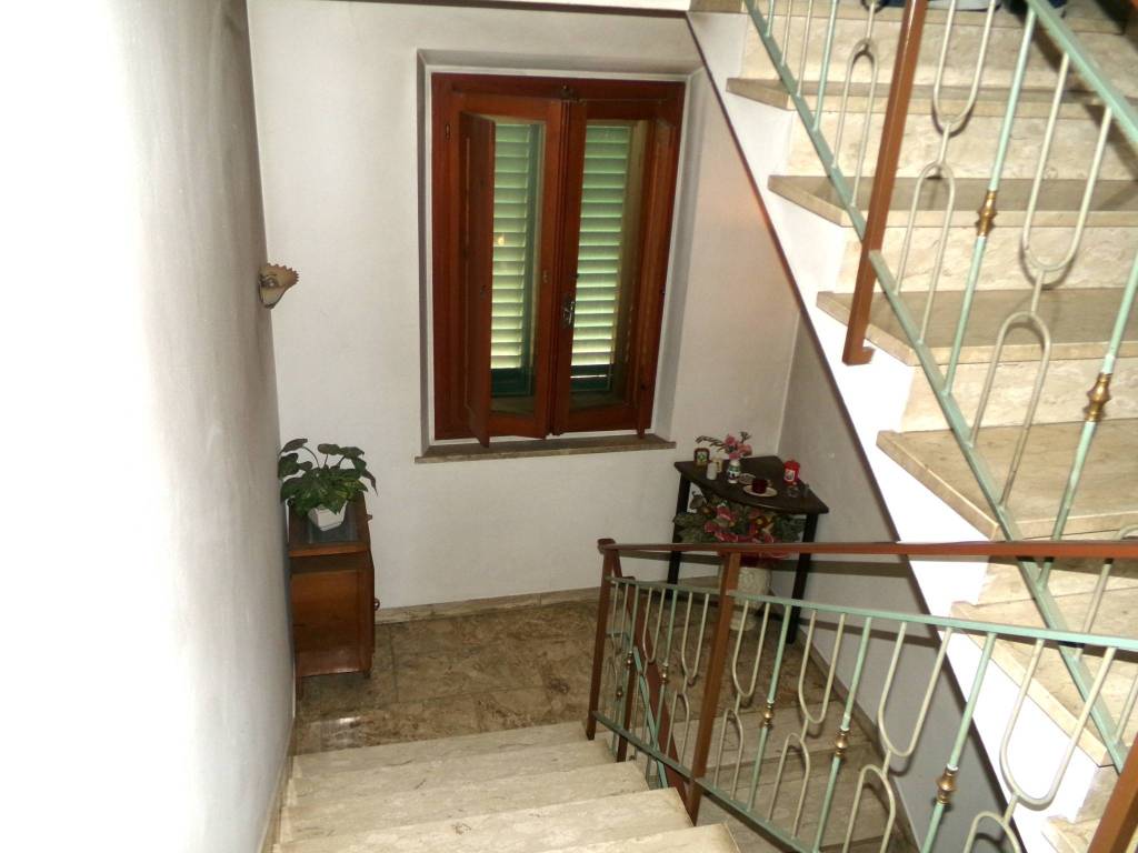 Casa indipendente a Montemurlo in Via Dante Alighieri - Foto 3