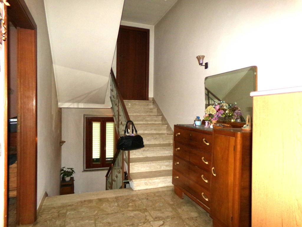 Casa indipendente a Montemurlo in Via Dante Alighieri - Foto 5