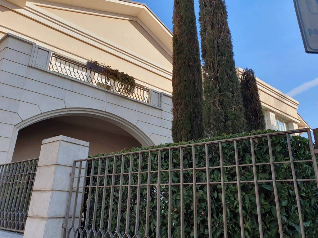 Villa a Avezzano in Via Armando Diaz - Foto 5