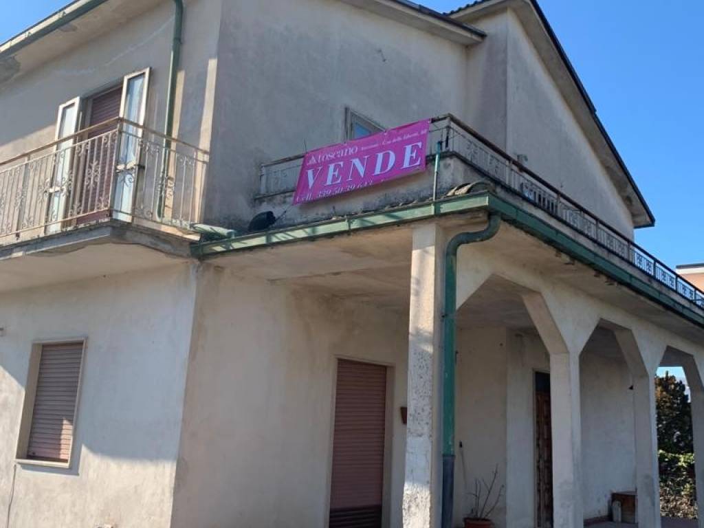 Casa indipendente a Avezzano in Via Renato Fucini - Foto 2