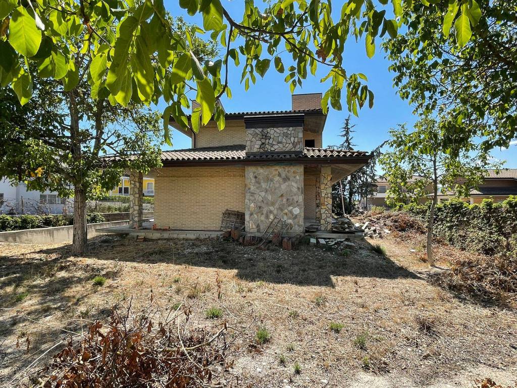 Villa a Avezzano in Via Renato Fucini - Foto 5