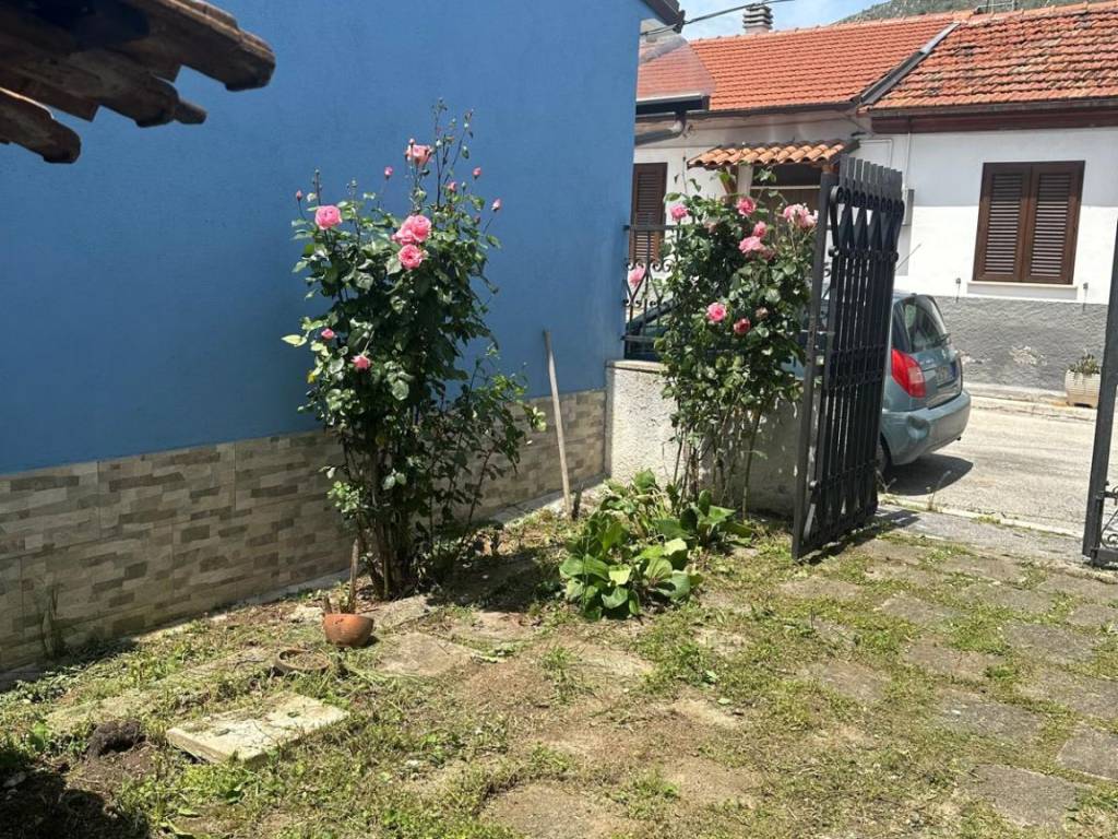 Casa indipendente a Avezzano in Via P. Iacovitti - Foto 2