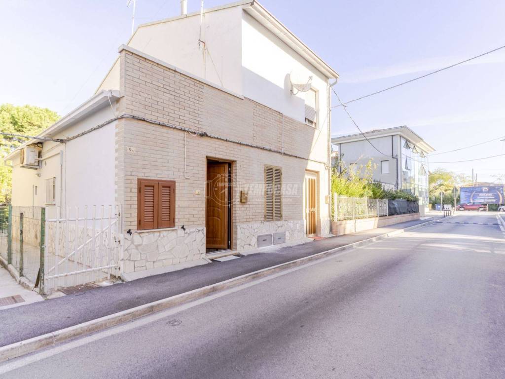Appartamento a Civitanova marche in Via Argilofi, 9 - Foto 2