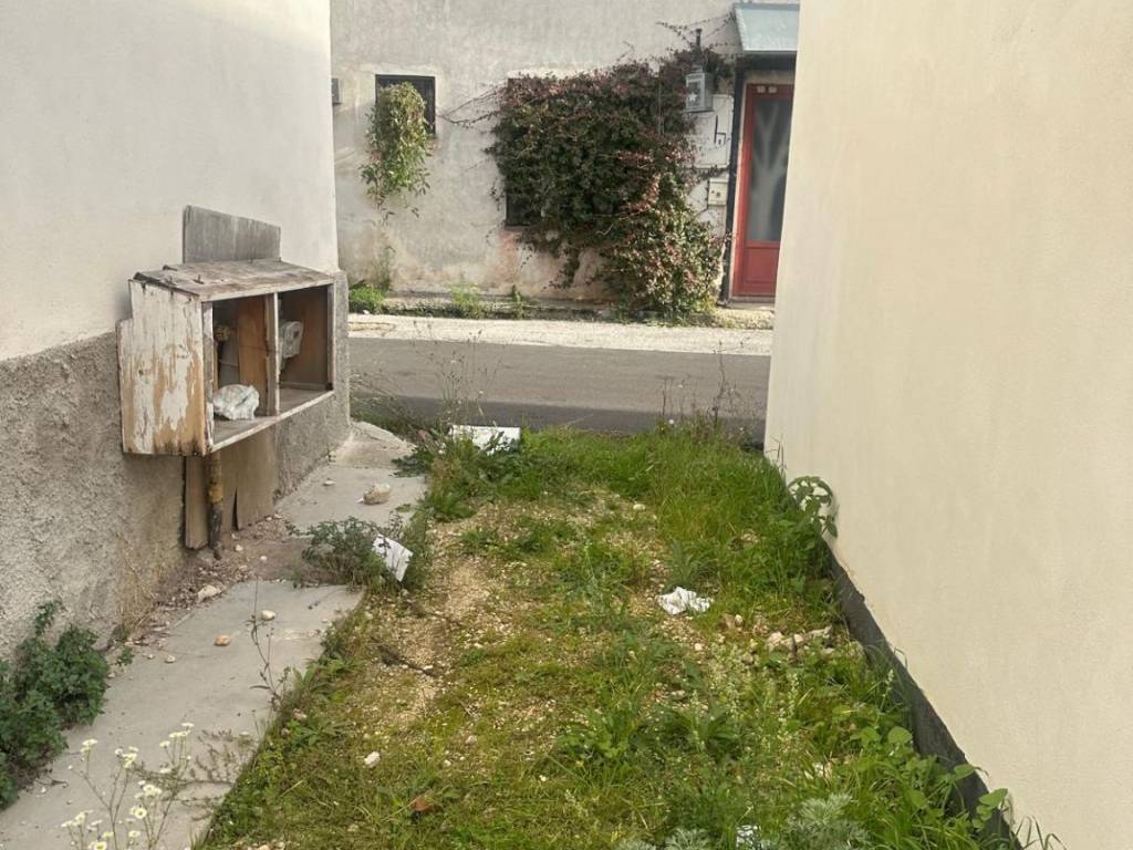 Casa indipendente a Avezzano in Via Monte Salviano - Foto 4