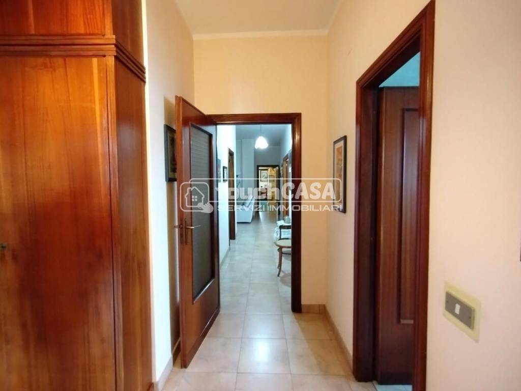 Appartamento a Aversa in Via Raffaello - Foto 2