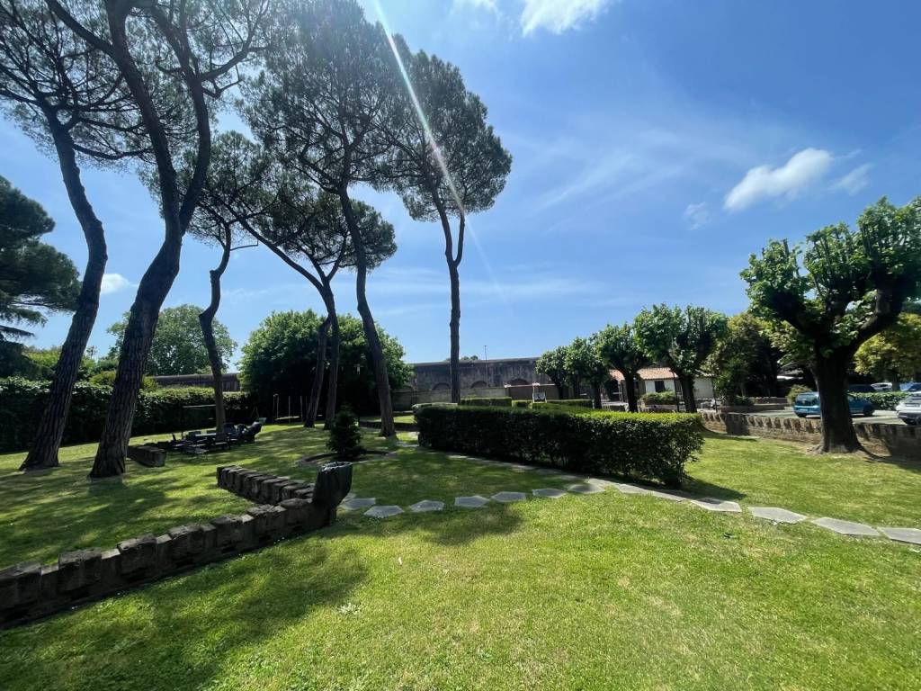 Appartamento a Roma in Via Aurelia Antica, 200 - Foto 1
