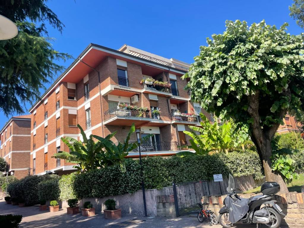 Appartamento a Roma in Via Aurelia Antica, 200 - Foto 2