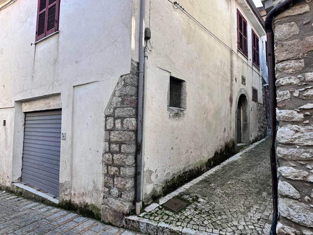 Casa indipendente a Cautano in Via Roma - Foto 3