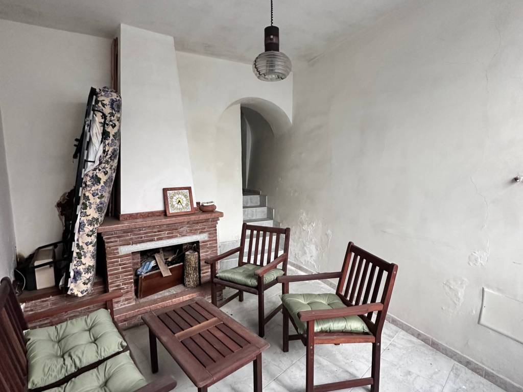 Casa indipendente a Cautano in Via Roma - Foto 5