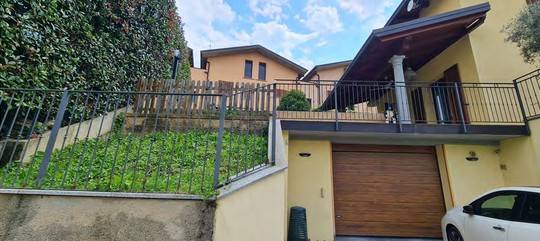 Villa a Brivio in Via Malpensata, 5 - Foto 3
