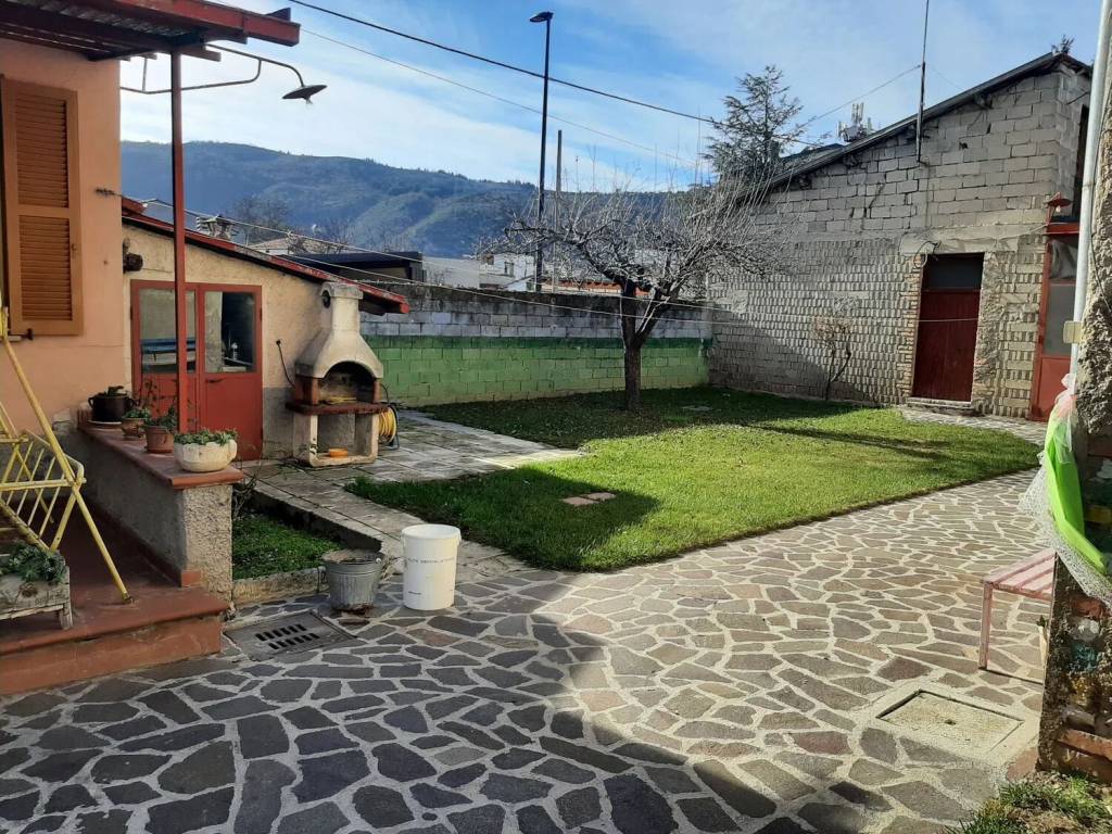Villa a Avezzano in Via Bologna S.N.C. - Foto 4