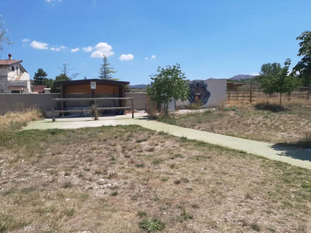 Villa a Massa d'albe in Via Della Vara S.N.C. - Foto 4