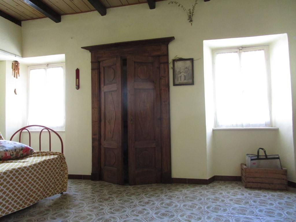 Casa indipendente a Pievepelago in Piazza Domenico Ricci, 19 - Foto 2