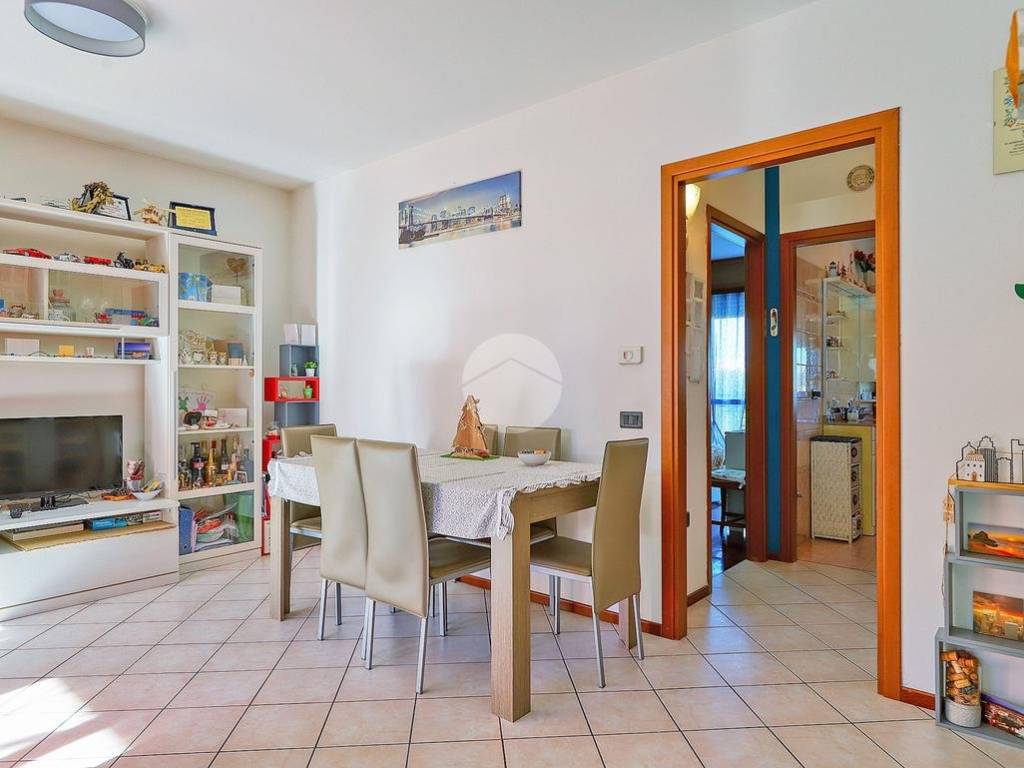 Appartamento a Gallarate in Via Olona, 19 - Foto 3